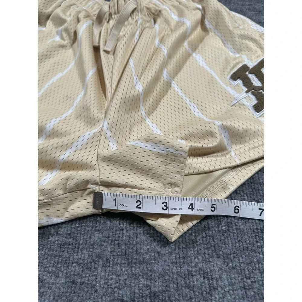 Inaka Power Men's XL Mesh Athletic Striped Shorts EUC